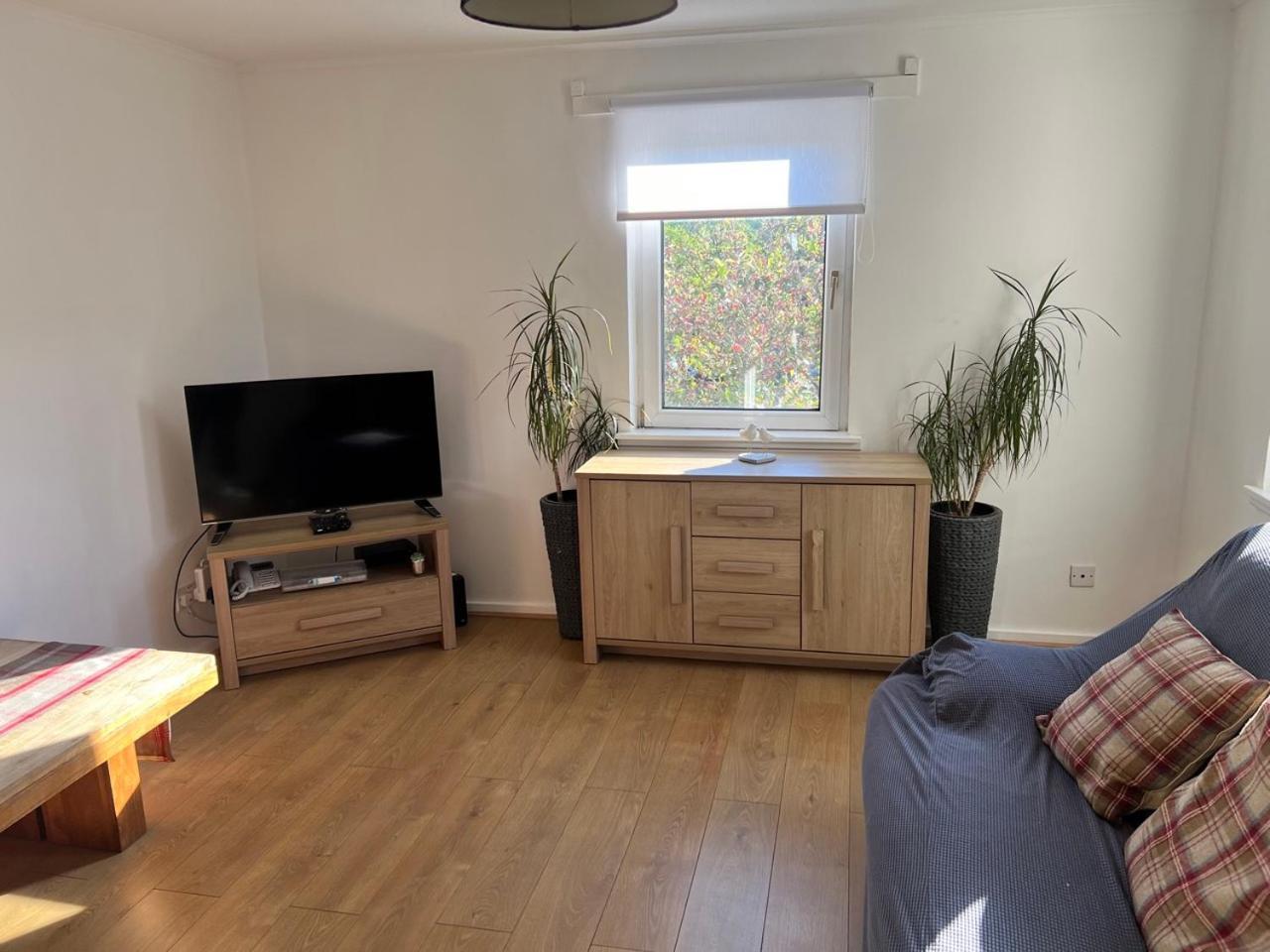 Linlithgow Loch Apartment ภายนอก รูปภาพ