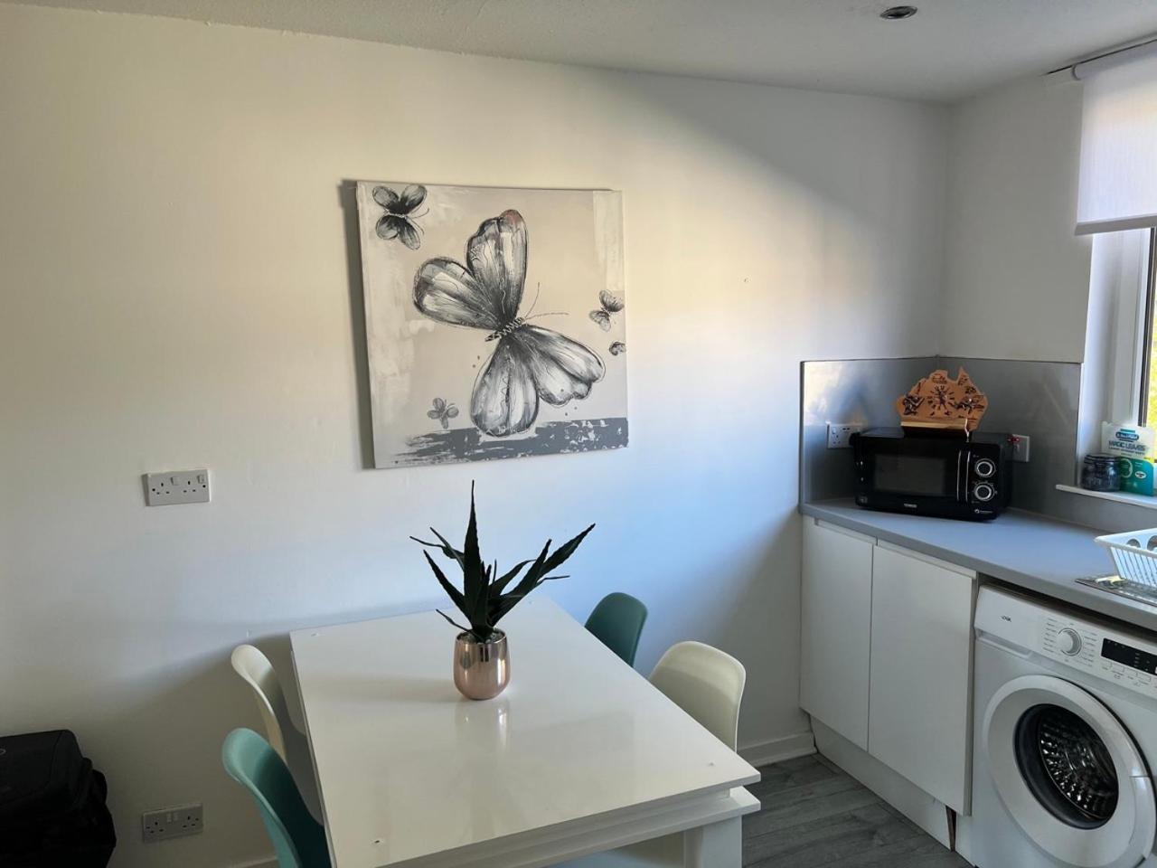 Linlithgow Loch Apartment ภายนอก รูปภาพ